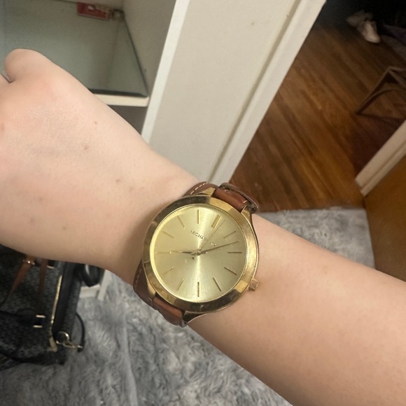 Michael Kors Gold Watch - Picture 3 of 5